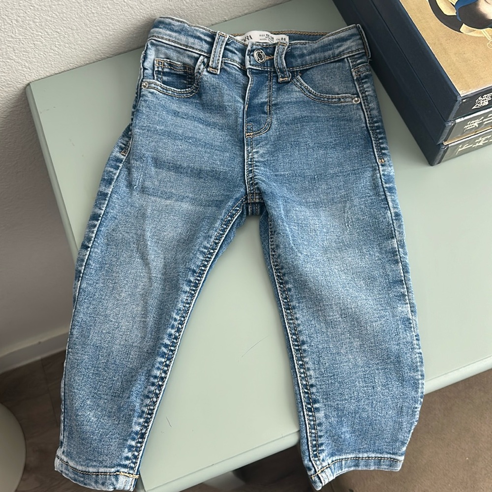 Zara Jeans